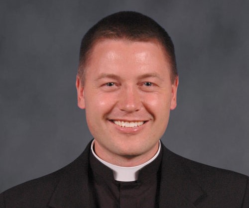 Fr. Daniel Thelen to replace Fr. Alan Guanella as Regis Chaplain